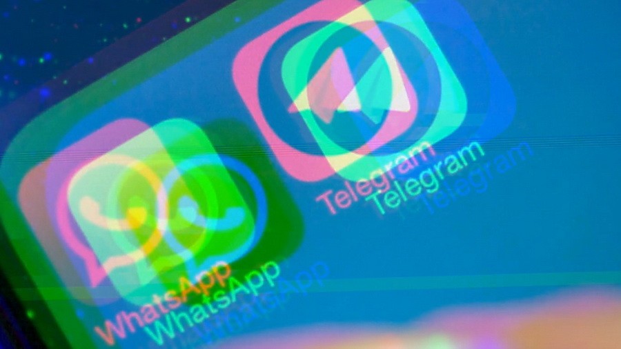 Роскомнадзор подтвердил замедление работы WhatsApp и Telegram